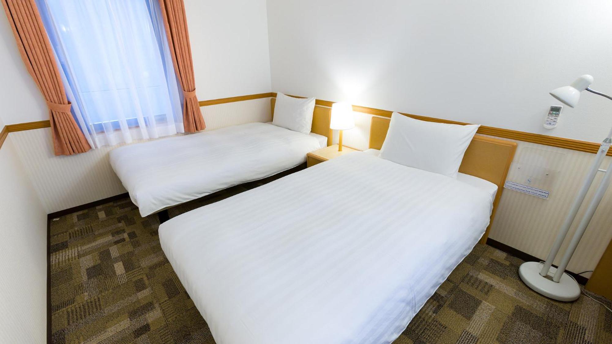 Toyoko Inn Hakata Nishi-Nakasu Fukuoka  Oda fotoğraf